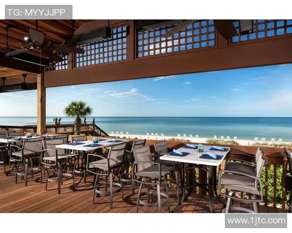 那不勒斯推出夏季海滩活动，吸引当地居民和游客参与