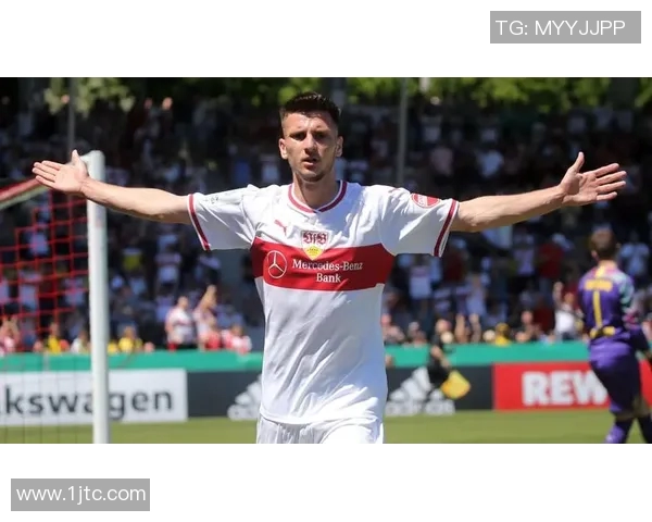 斯图加特中场入选国家队，崭露头角成国脚候选人