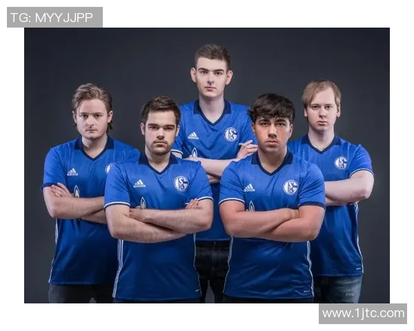 沙尔克04主场失利,沃尔夫斯堡取得胜利势不可挡 沙尔克04主场失利,沃尔夫斯堡取得胜利势不可挡